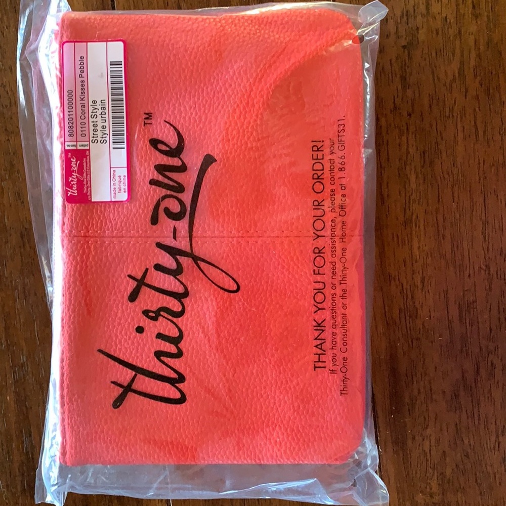 Thirty-one Street Style cross body bag